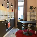 Apartment Cls Zentrale City-wohnung In Ost Alles In 5 Minuten Erreichbar Ostbahnhof, Hawk, Bushaltestelle, Supermarkt, Cafés, Restaurants, Hawk, Uni, Ideale Autobahnanbindung, Nähe Bosch *