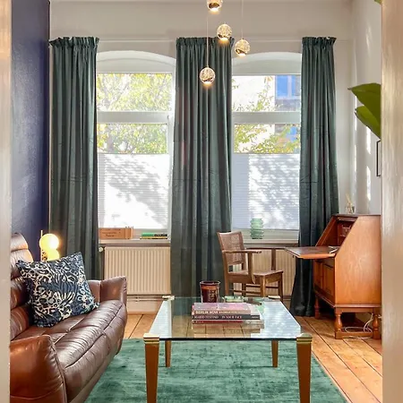 Cls Zentrale City-wohnung In Ost Alles In 5 Minuten Erreichbar Ostbahnhof, Hawk, Bushaltestelle, Supermarkt, Cafes, Restaurants, Hawk, Uni, Ideale Autobahnanbindung, Naehe Bosch Apartment *