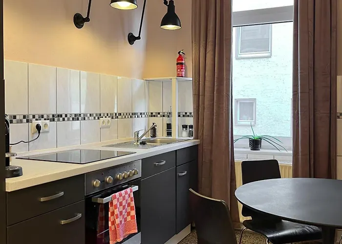 Cls Zentrale City-wohnung In Ost Alles In 5 Minuten Erreichbar Ostbahnhof, Nespresso Maschine Inklusive Kapseln, Bushaltestelle, Supermarkt, Cafes, Restaurants, Hawk, Uni, Ideale Autobahnanbindung, Naehe Bosch 公寓 *