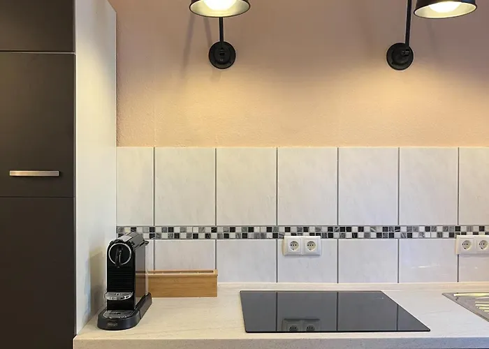 Cls Zentrale City-wohnung In Ost Alles In 5 Minuten Erreichbar Ostbahnhof, Nespresso Maschine Inklusive Kapseln, Bushaltestelle, Supermarkt, Cafes, Restaurants, Hawk, Uni, Ideale Autobahnanbindung, Naehe Bosch 公寓 *